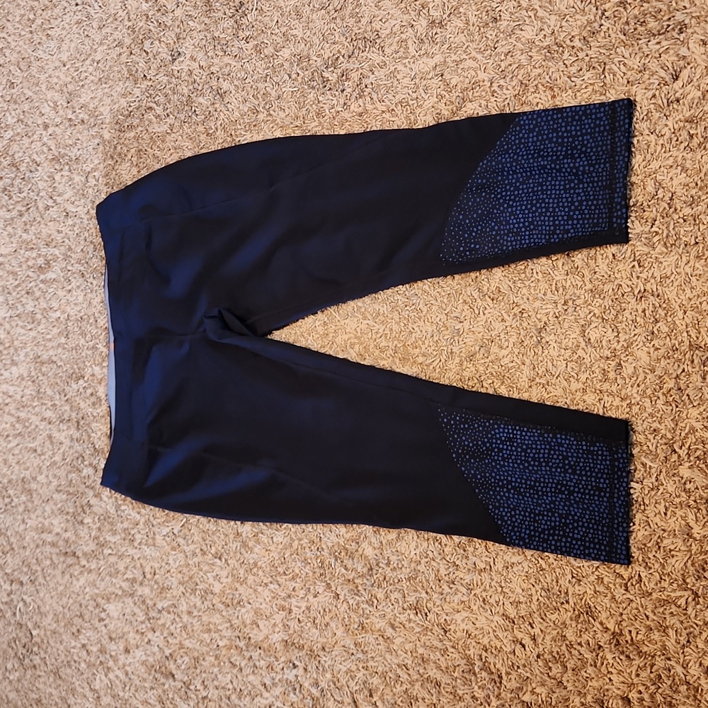 Tangerine Crop Leggings